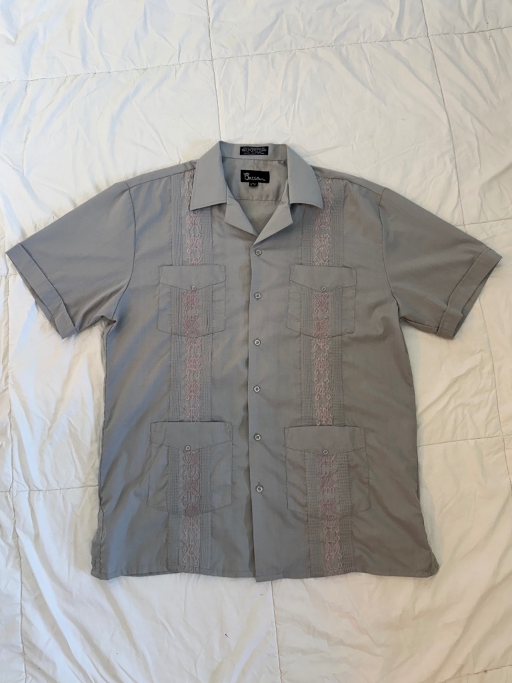 Omega Fashion Men’s Gray Guayabera Cuban Shirt Embroidered 4 Pocket L